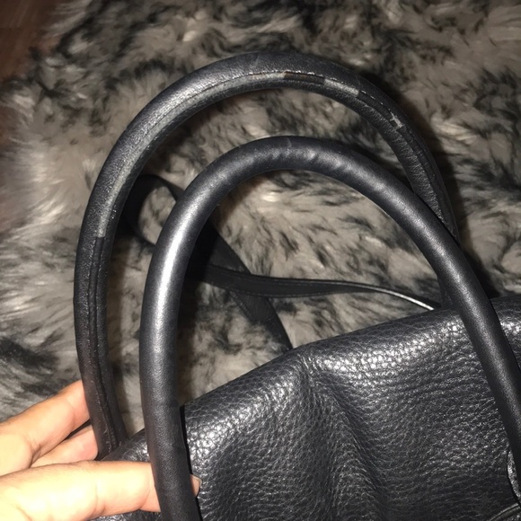 Michael Kors Crossbody purse - Picture 4 of 8